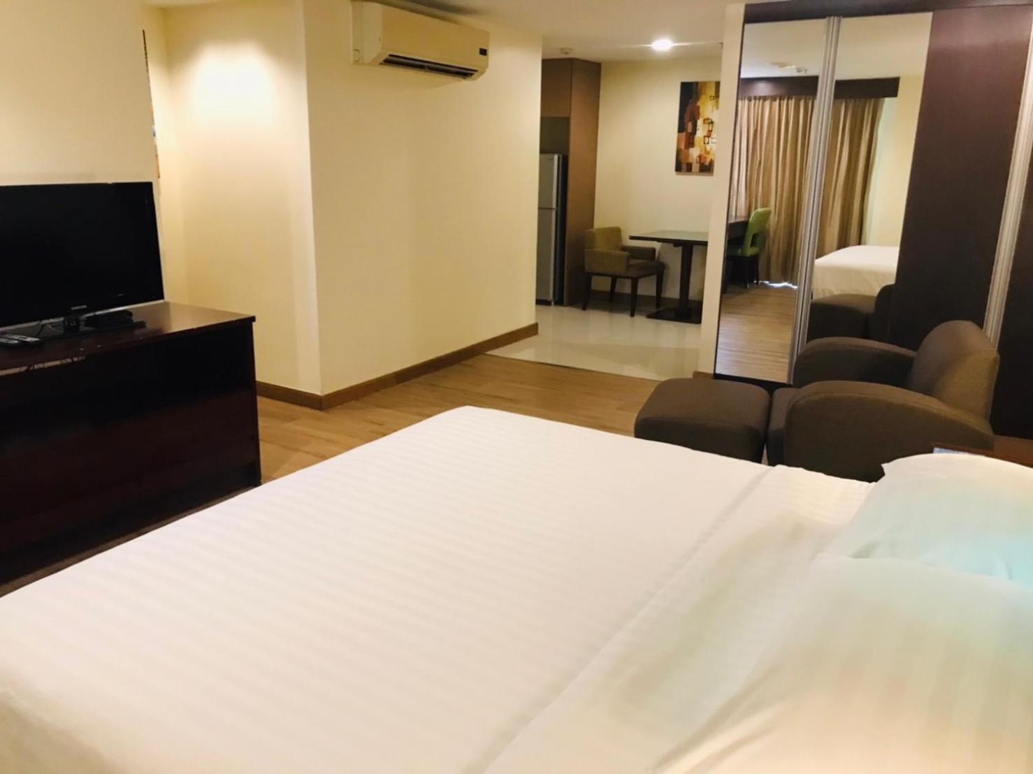 Lohas Residences Sukhumvit 2 Bangkok Phòng bức ảnh